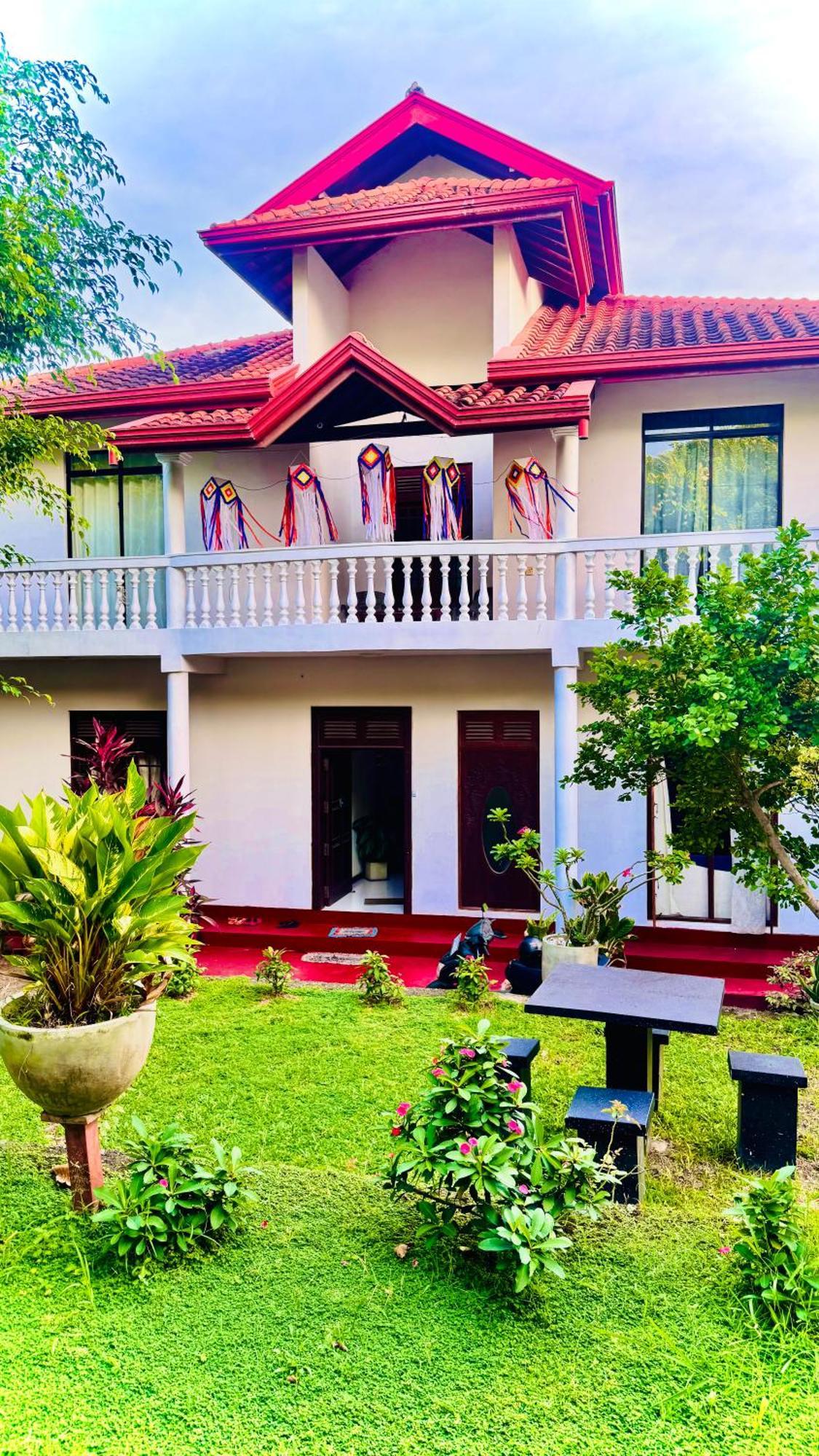 Sritaly Inn Mirissa Exterior foto
